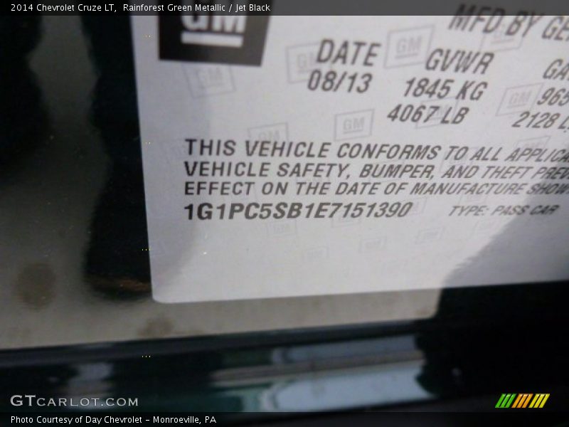 Rainforest Green Metallic / Jet Black 2014 Chevrolet Cruze LT
