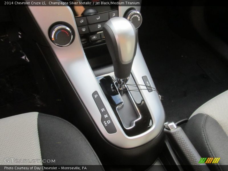 Champagne Silver Metallic / Jet Black/Medium Titanium 2014 Chevrolet Cruze LS