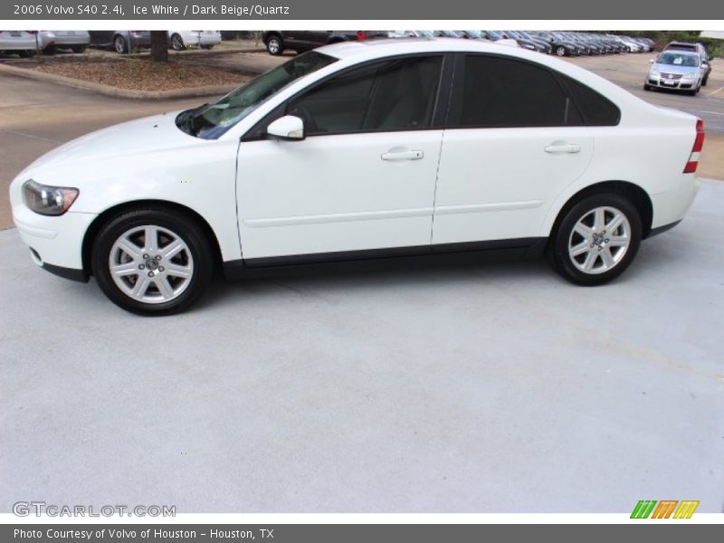 Ice White / Dark Beige/Quartz 2006 Volvo S40 2.4i
