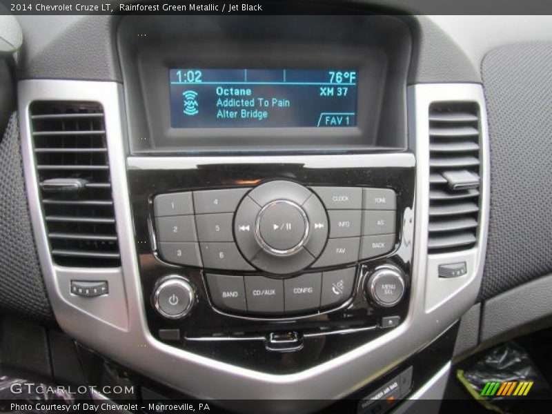 Rainforest Green Metallic / Jet Black 2014 Chevrolet Cruze LT