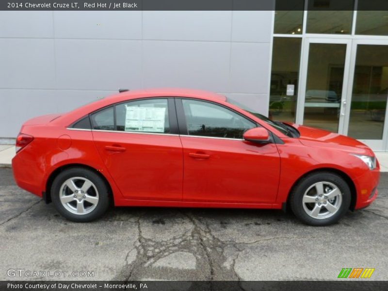 Red Hot / Jet Black 2014 Chevrolet Cruze LT
