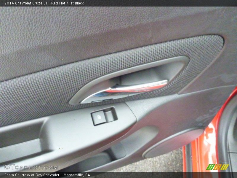 Red Hot / Jet Black 2014 Chevrolet Cruze LT