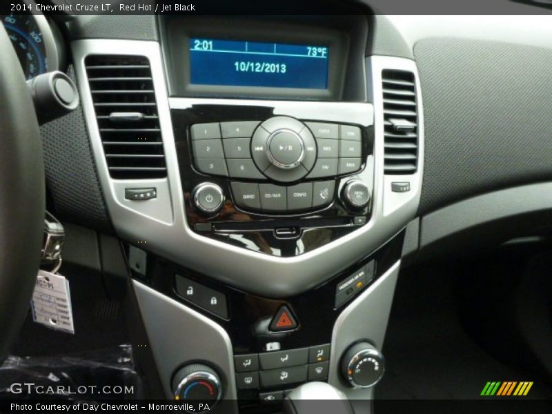 Red Hot / Jet Black 2014 Chevrolet Cruze LT