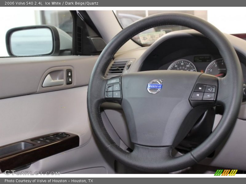 Ice White / Dark Beige/Quartz 2006 Volvo S40 2.4i