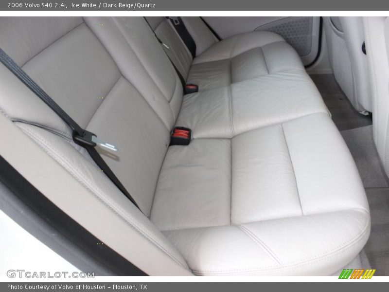 Ice White / Dark Beige/Quartz 2006 Volvo S40 2.4i