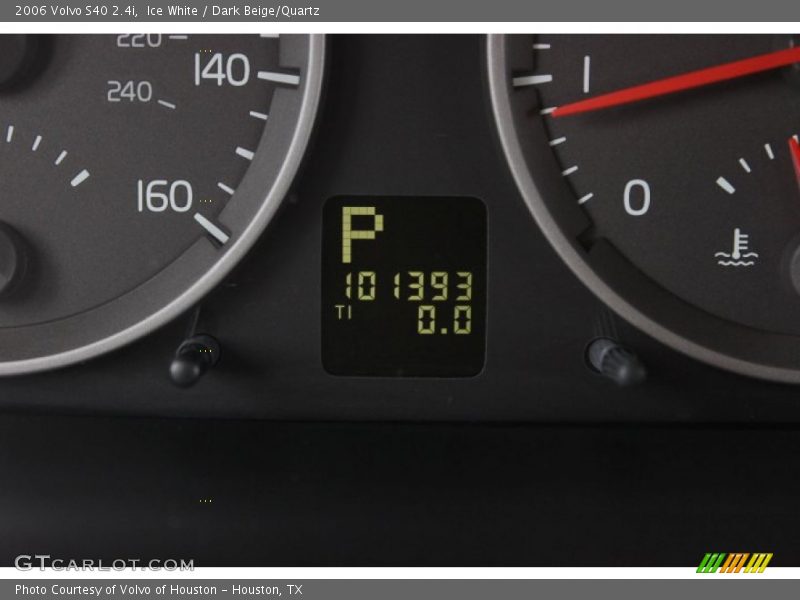 Ice White / Dark Beige/Quartz 2006 Volvo S40 2.4i
