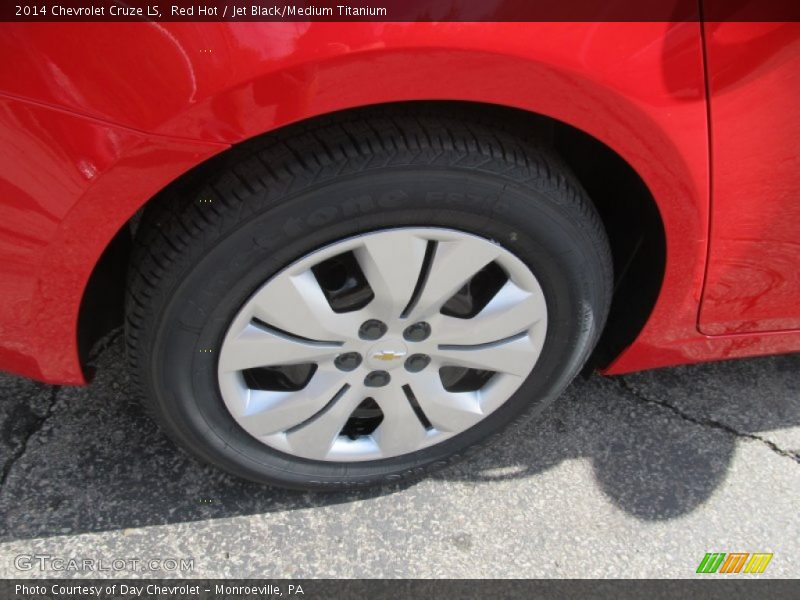 Red Hot / Jet Black/Medium Titanium 2014 Chevrolet Cruze LS