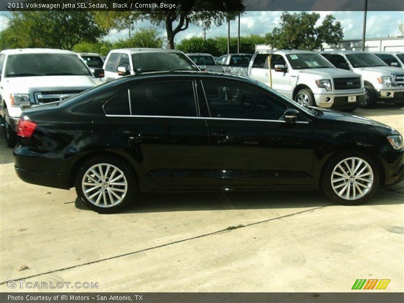 Black / Cornsilk Beige 2011 Volkswagen Jetta SEL Sedan