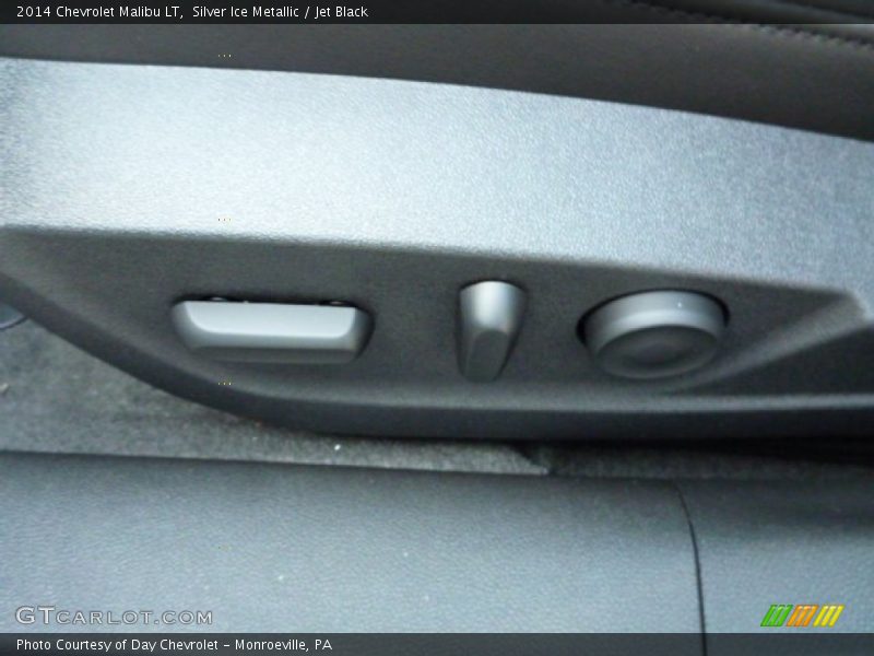 Silver Ice Metallic / Jet Black 2014 Chevrolet Malibu LT