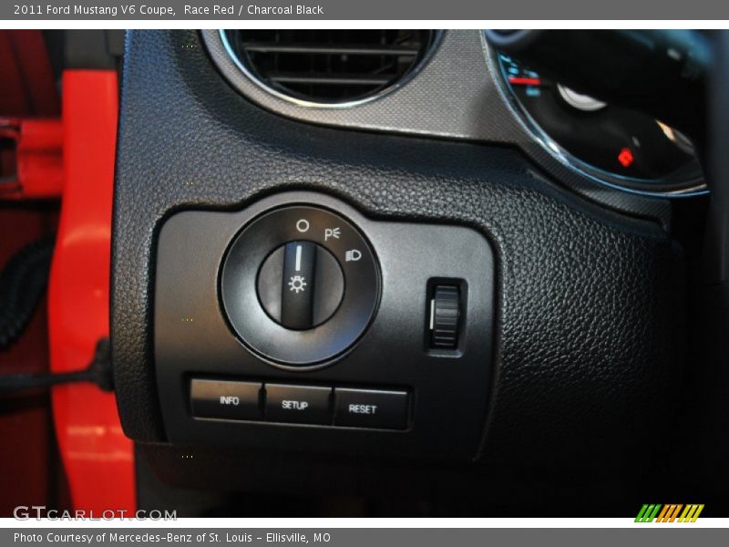 Race Red / Charcoal Black 2011 Ford Mustang V6 Coupe