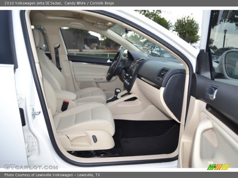 Candy White / Cornsilk Beige 2010 Volkswagen Jetta SE Sedan