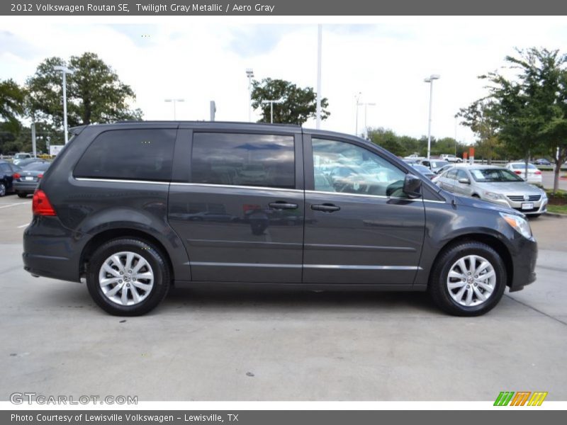 Twilight Gray Metallic / Aero Gray 2012 Volkswagen Routan SE