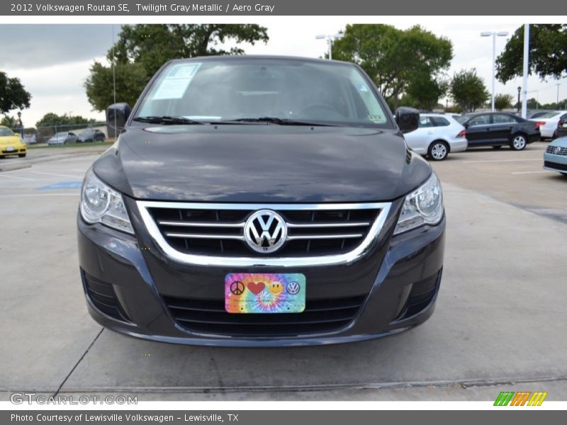Twilight Gray Metallic / Aero Gray 2012 Volkswagen Routan SE