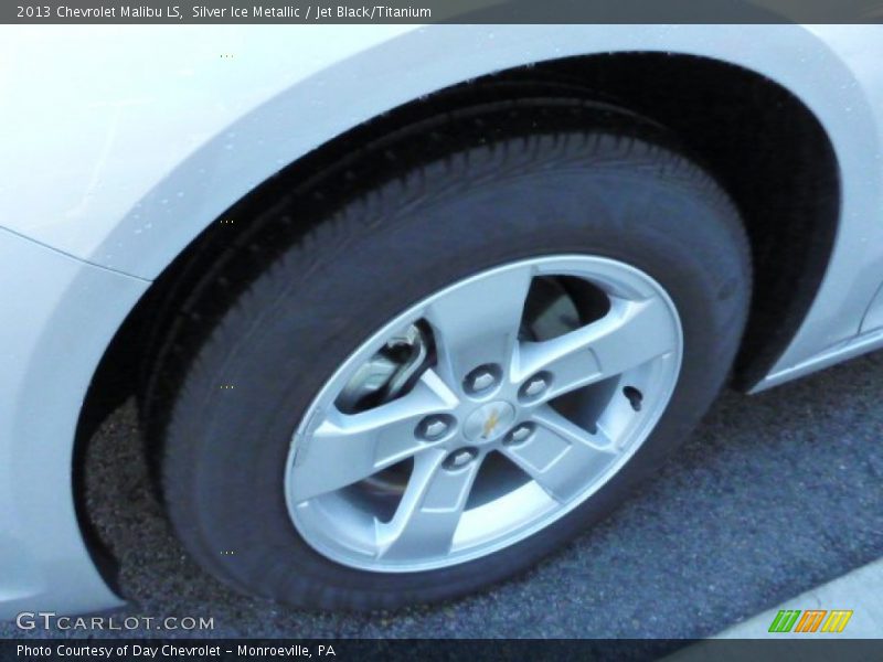 Silver Ice Metallic / Jet Black/Titanium 2013 Chevrolet Malibu LS