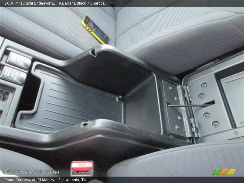 Kalapana Black / Charcoal 2006 Mitsubishi Endeavor LS