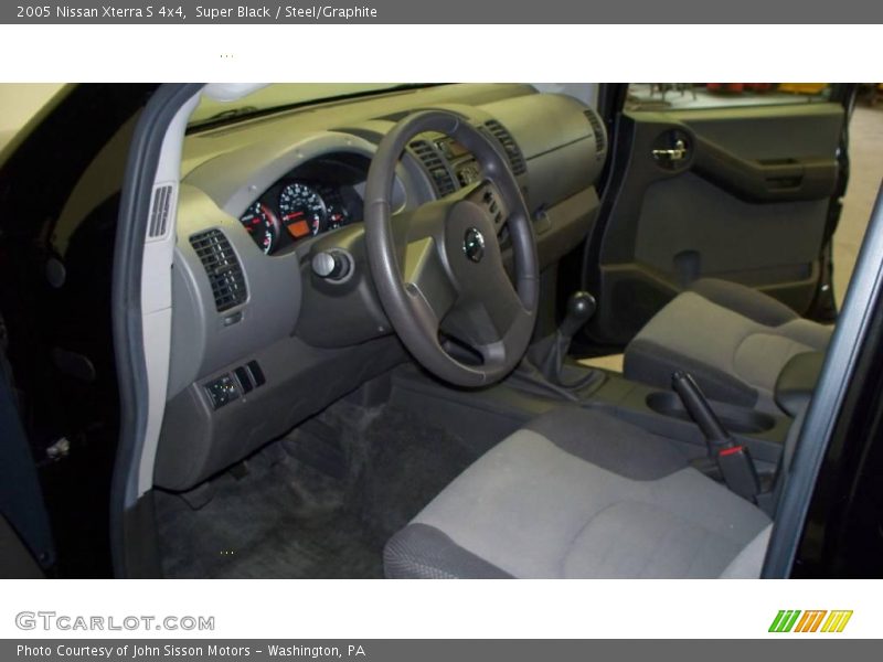 Super Black / Steel/Graphite 2005 Nissan Xterra S 4x4