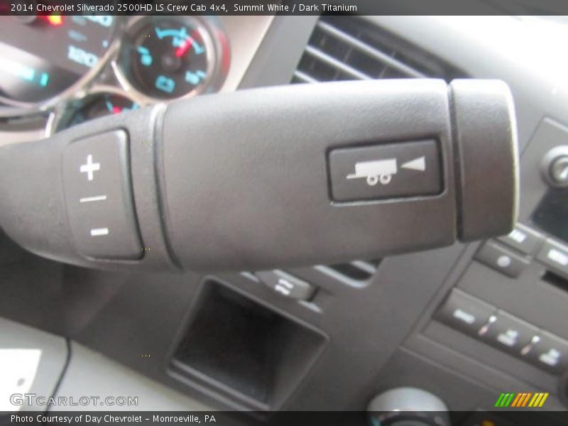 Summit White / Dark Titanium 2014 Chevrolet Silverado 2500HD LS Crew Cab 4x4