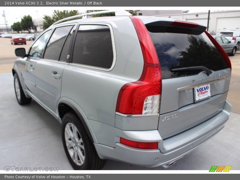 Electric Silver Metallic / Off Black 2014 Volvo XC90 3.2