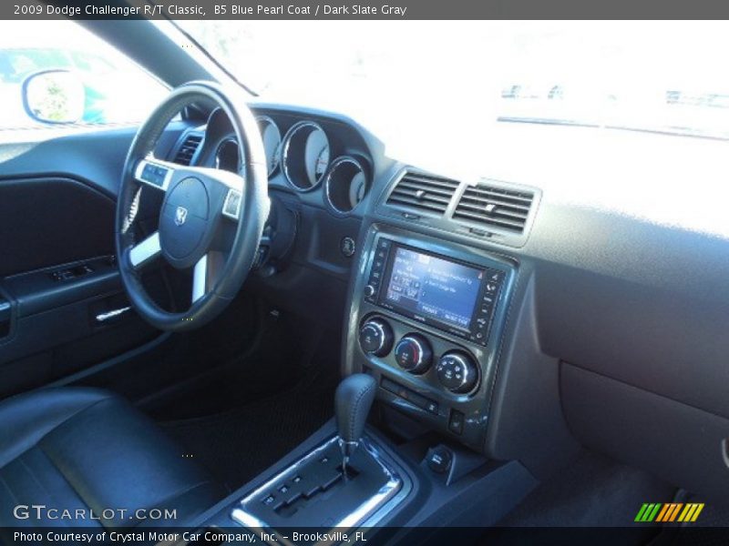 B5 Blue Pearl Coat / Dark Slate Gray 2009 Dodge Challenger R/T Classic