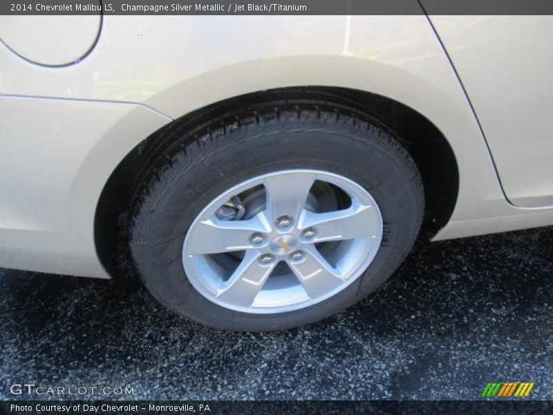 Champagne Silver Metallic / Jet Black/Titanium 2014 Chevrolet Malibu LS
