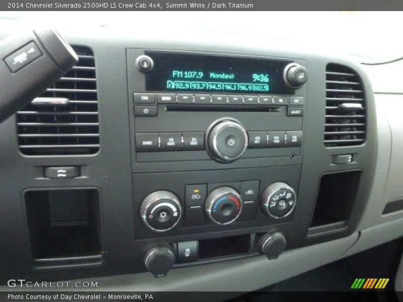 Summit White / Dark Titanium 2014 Chevrolet Silverado 2500HD LS Crew Cab 4x4