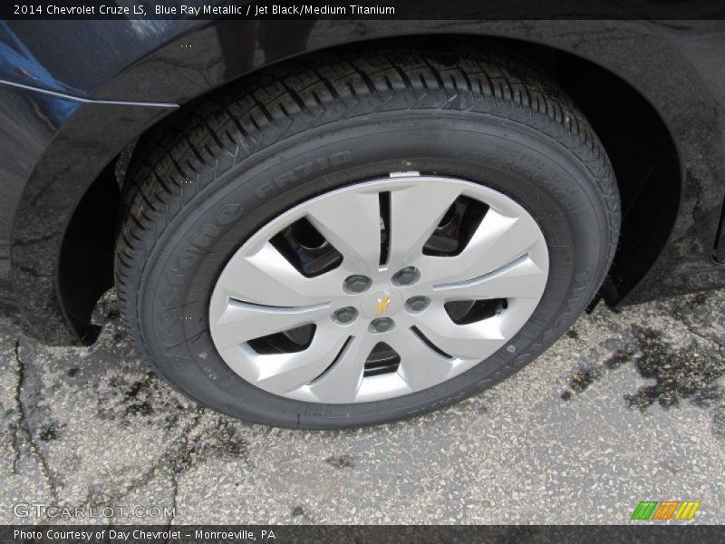 Blue Ray Metallic / Jet Black/Medium Titanium 2014 Chevrolet Cruze LS