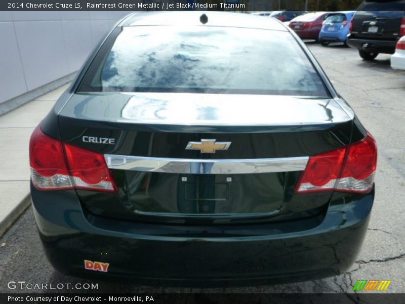 Rainforest Green Metallic / Jet Black/Medium Titanium 2014 Chevrolet Cruze LS