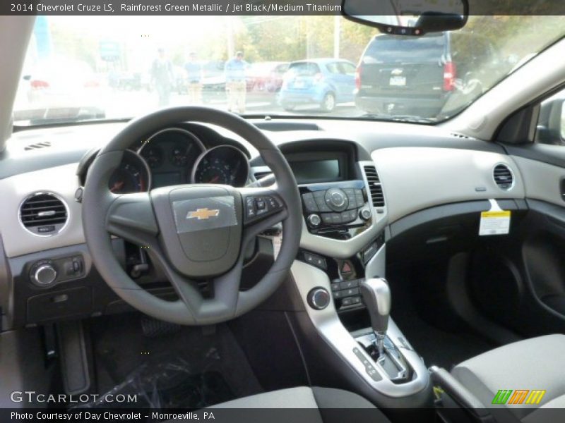 Rainforest Green Metallic / Jet Black/Medium Titanium 2014 Chevrolet Cruze LS