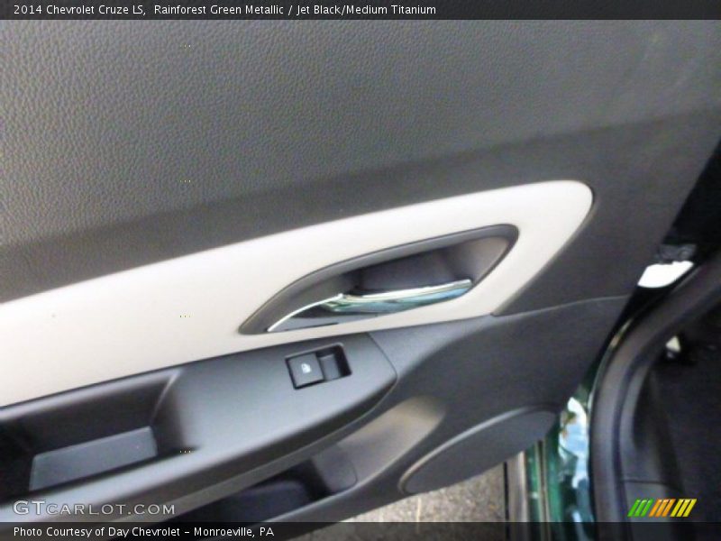 Rainforest Green Metallic / Jet Black/Medium Titanium 2014 Chevrolet Cruze LS