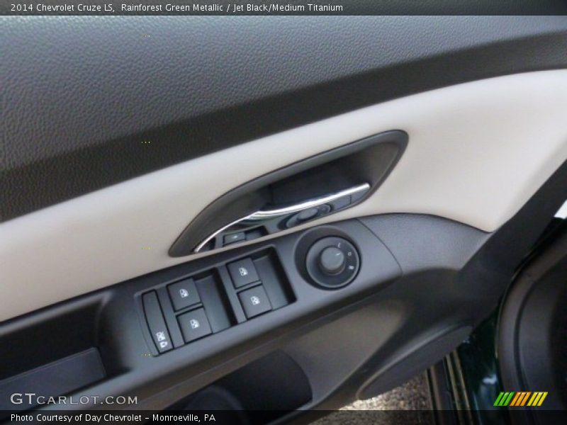 Rainforest Green Metallic / Jet Black/Medium Titanium 2014 Chevrolet Cruze LS