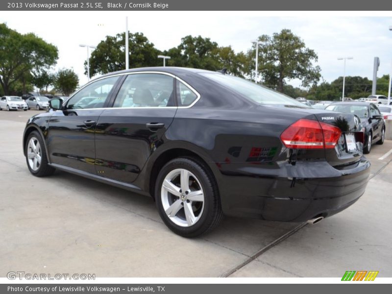 Black / Cornsilk Beige 2013 Volkswagen Passat 2.5L SE
