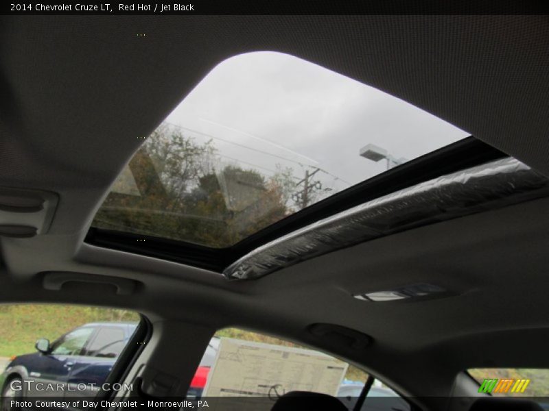 Red Hot / Jet Black 2014 Chevrolet Cruze LT