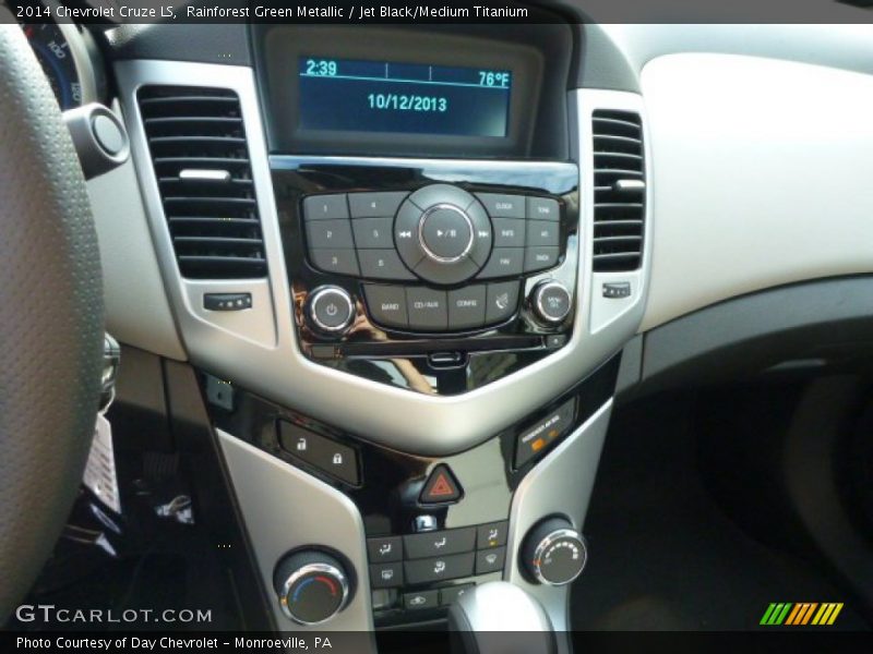 Rainforest Green Metallic / Jet Black/Medium Titanium 2014 Chevrolet Cruze LS