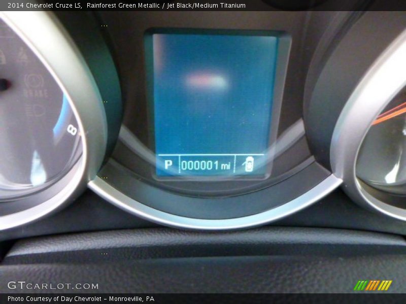 Rainforest Green Metallic / Jet Black/Medium Titanium 2014 Chevrolet Cruze LS