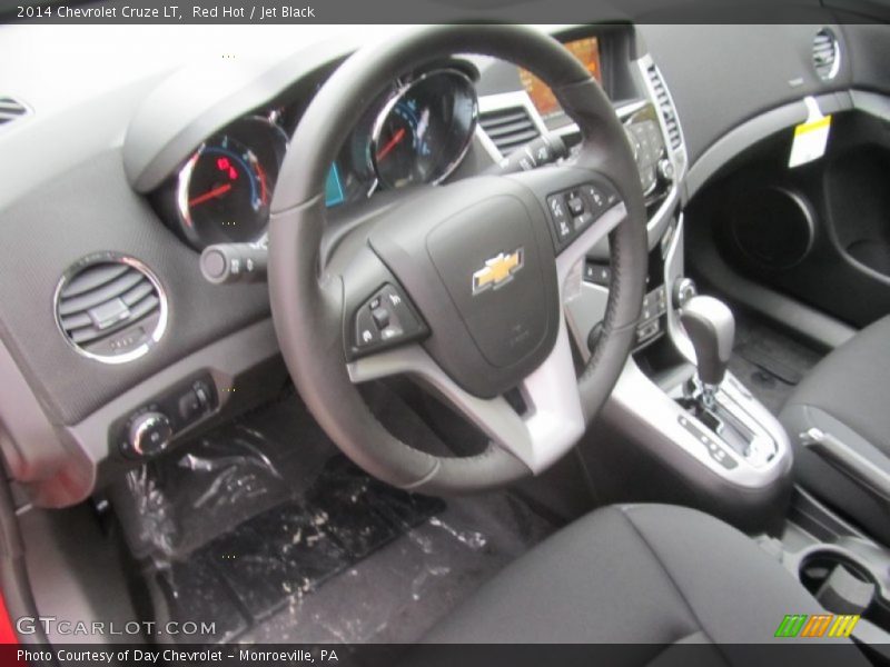 Red Hot / Jet Black 2014 Chevrolet Cruze LT