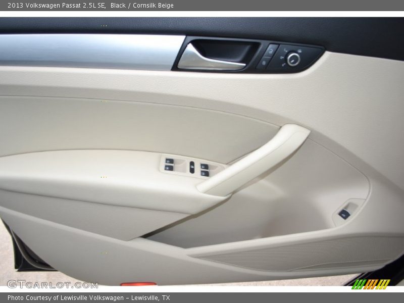 Black / Cornsilk Beige 2013 Volkswagen Passat 2.5L SE