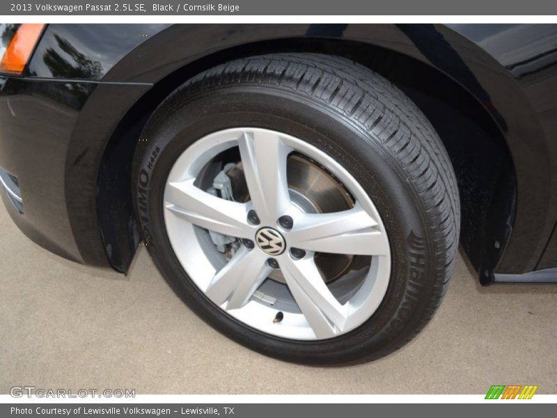 Black / Cornsilk Beige 2013 Volkswagen Passat 2.5L SE