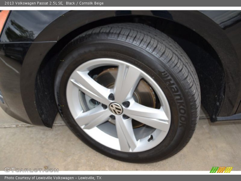 Black / Cornsilk Beige 2013 Volkswagen Passat 2.5L SE