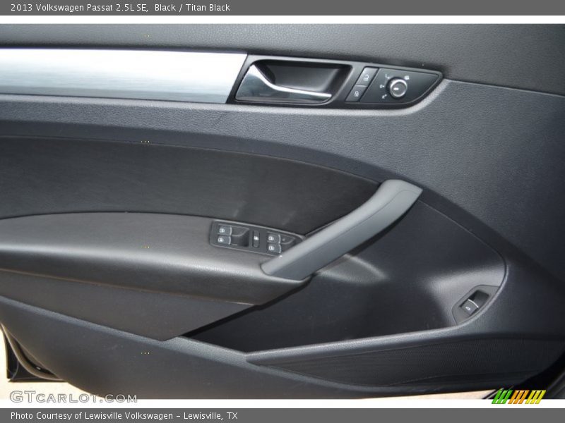 Black / Titan Black 2013 Volkswagen Passat 2.5L SE