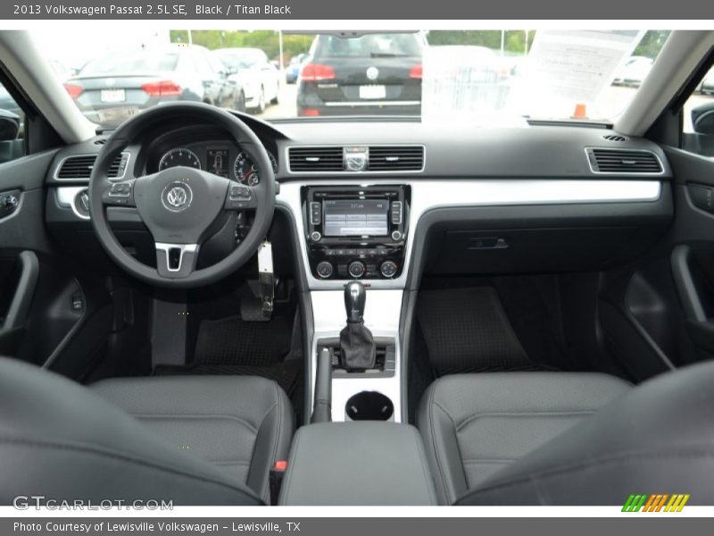 Black / Titan Black 2013 Volkswagen Passat 2.5L SE
