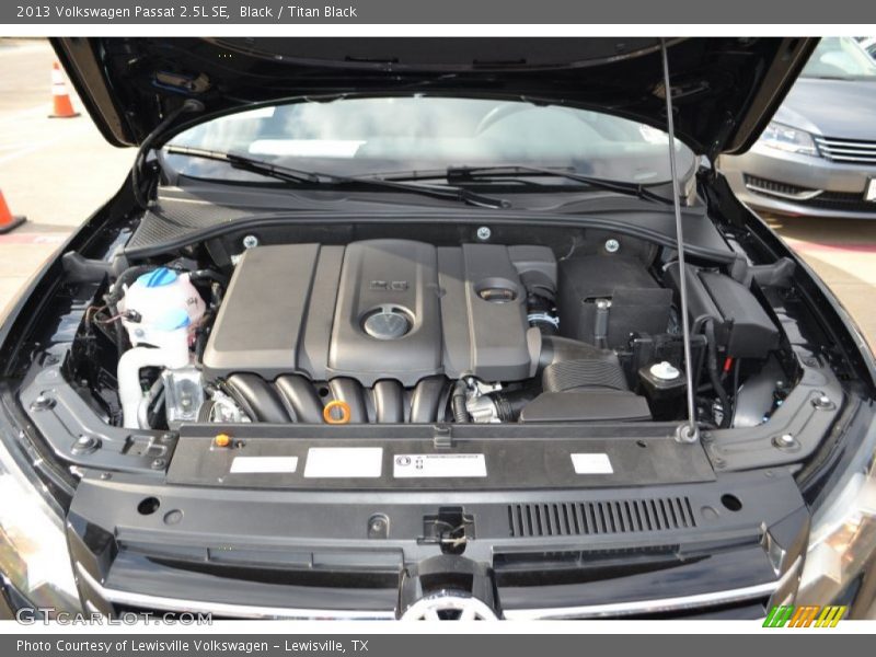 Black / Titan Black 2013 Volkswagen Passat 2.5L SE