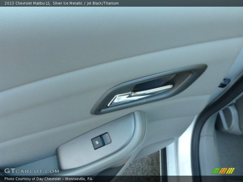 Silver Ice Metallic / Jet Black/Titanium 2013 Chevrolet Malibu LS