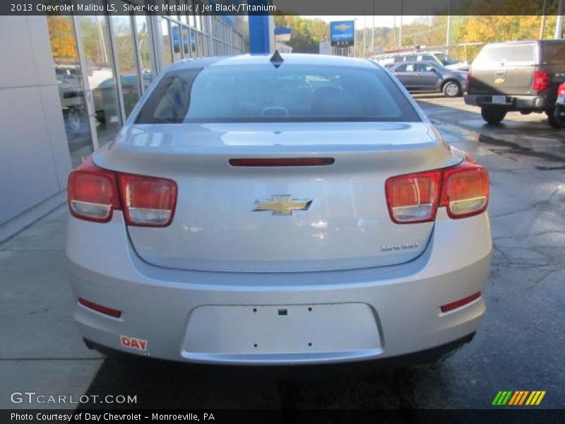 Silver Ice Metallic / Jet Black/Titanium 2013 Chevrolet Malibu LS