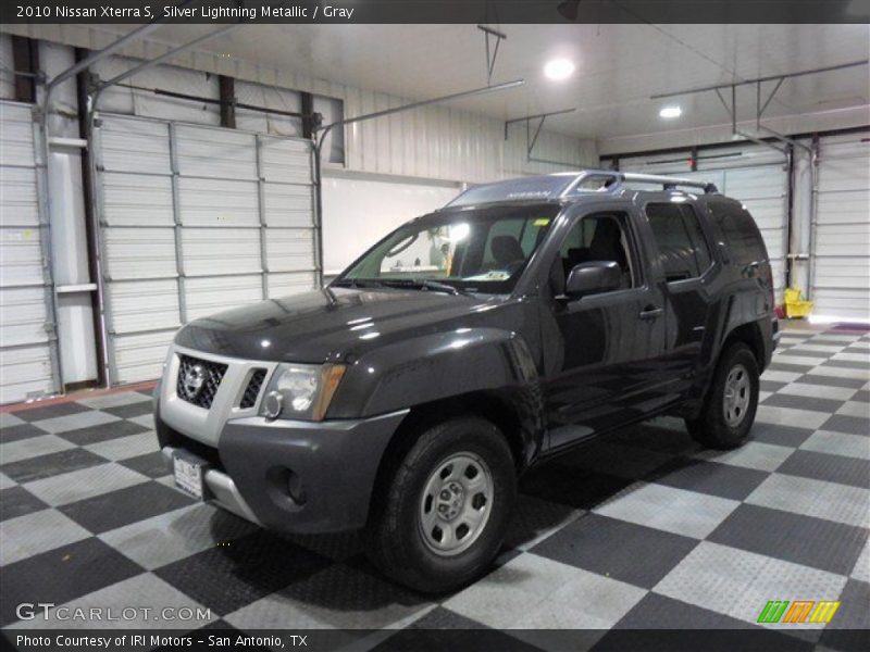 Silver Lightning Metallic / Gray 2010 Nissan Xterra S