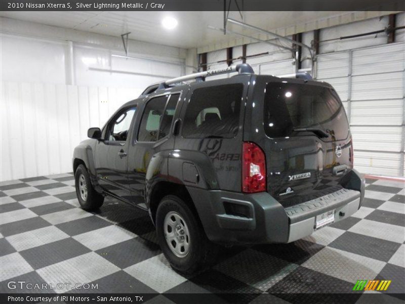 Silver Lightning Metallic / Gray 2010 Nissan Xterra S