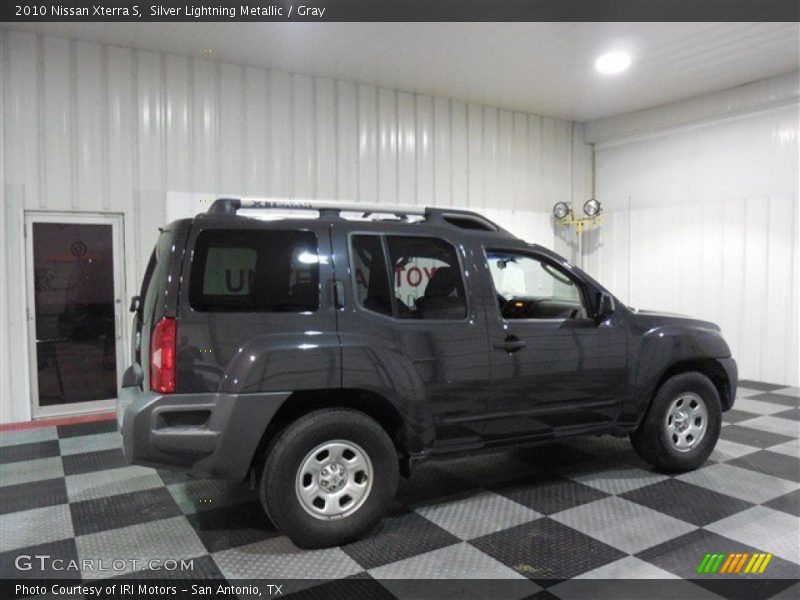 Silver Lightning Metallic / Gray 2010 Nissan Xterra S
