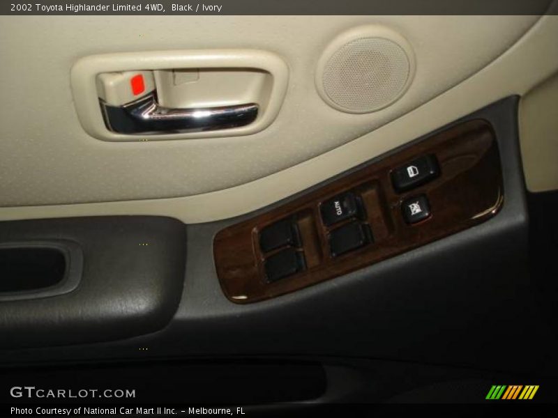 Black / Ivory 2002 Toyota Highlander Limited 4WD