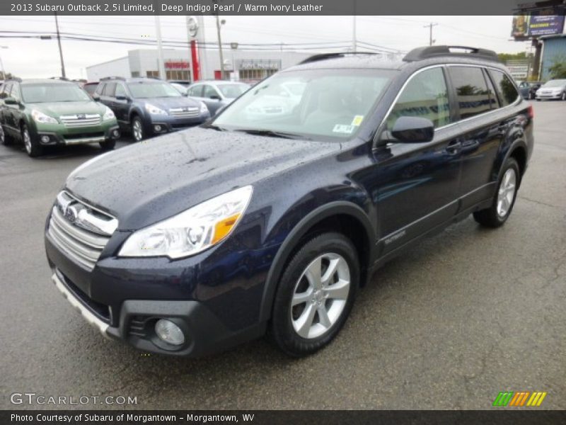 Front 3/4 View of 2013 Outback 2.5i Limited