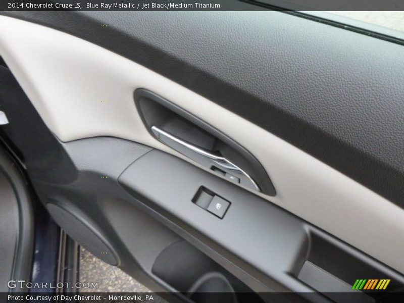 Blue Ray Metallic / Jet Black/Medium Titanium 2014 Chevrolet Cruze LS