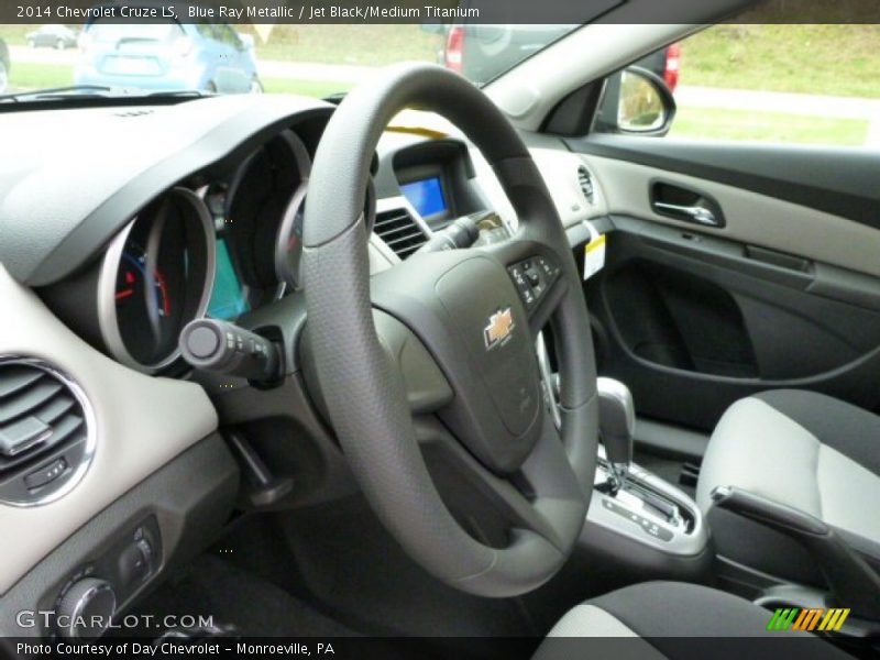 Blue Ray Metallic / Jet Black/Medium Titanium 2014 Chevrolet Cruze LS